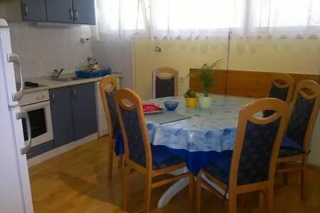 아파트 Old Town *